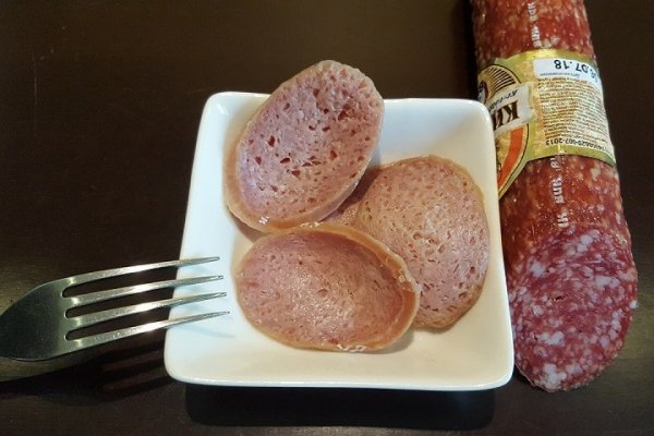 «Похоже на желе»: Россиянка лишилась аппетита, оставив дорогую колбасу в посудомойке