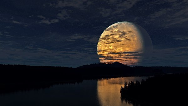 Жительница Челябинска увидела странные передвижения Луны