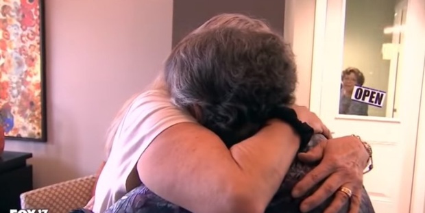 Спустя 69 лет мать узнала о том, что ее дочь жива