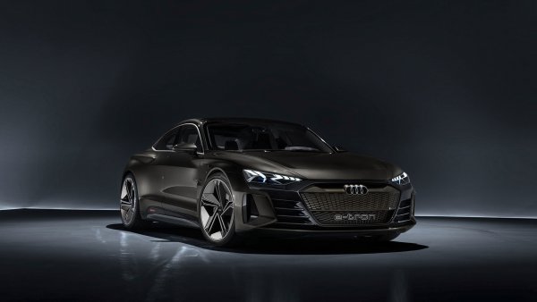 Тони Старк одобрил электрокар Audi e-tron GT для «Мстителей 4»