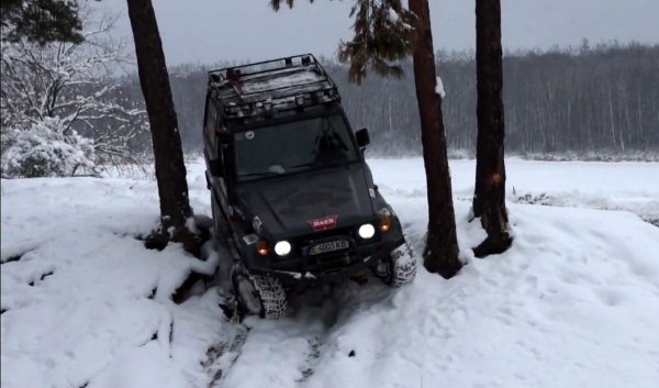 Зима, снег, «Крузак»: На видео показали готовность Toyota Land Cruiser 70 к русской зиме