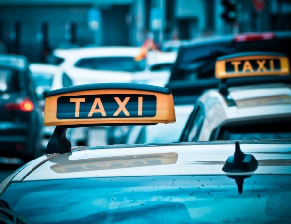 «Ябеда от Яндекса»: Пассажиры «Яндекс.Такси» нашли способ ездить бесплатно