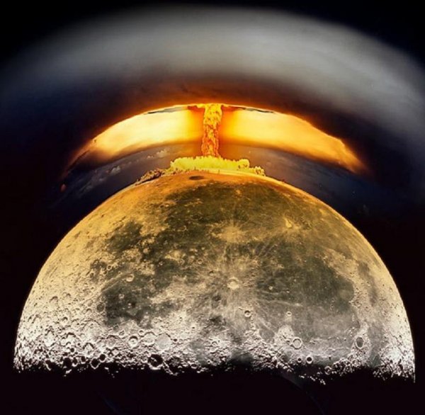 Уничтожают Луну? Ученые обнаружили «ядерный гриб» на спутнике