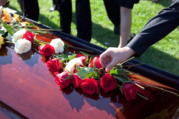 Похороны в Екатеринбурге: какие ритуальные услуги нужно заказывать?